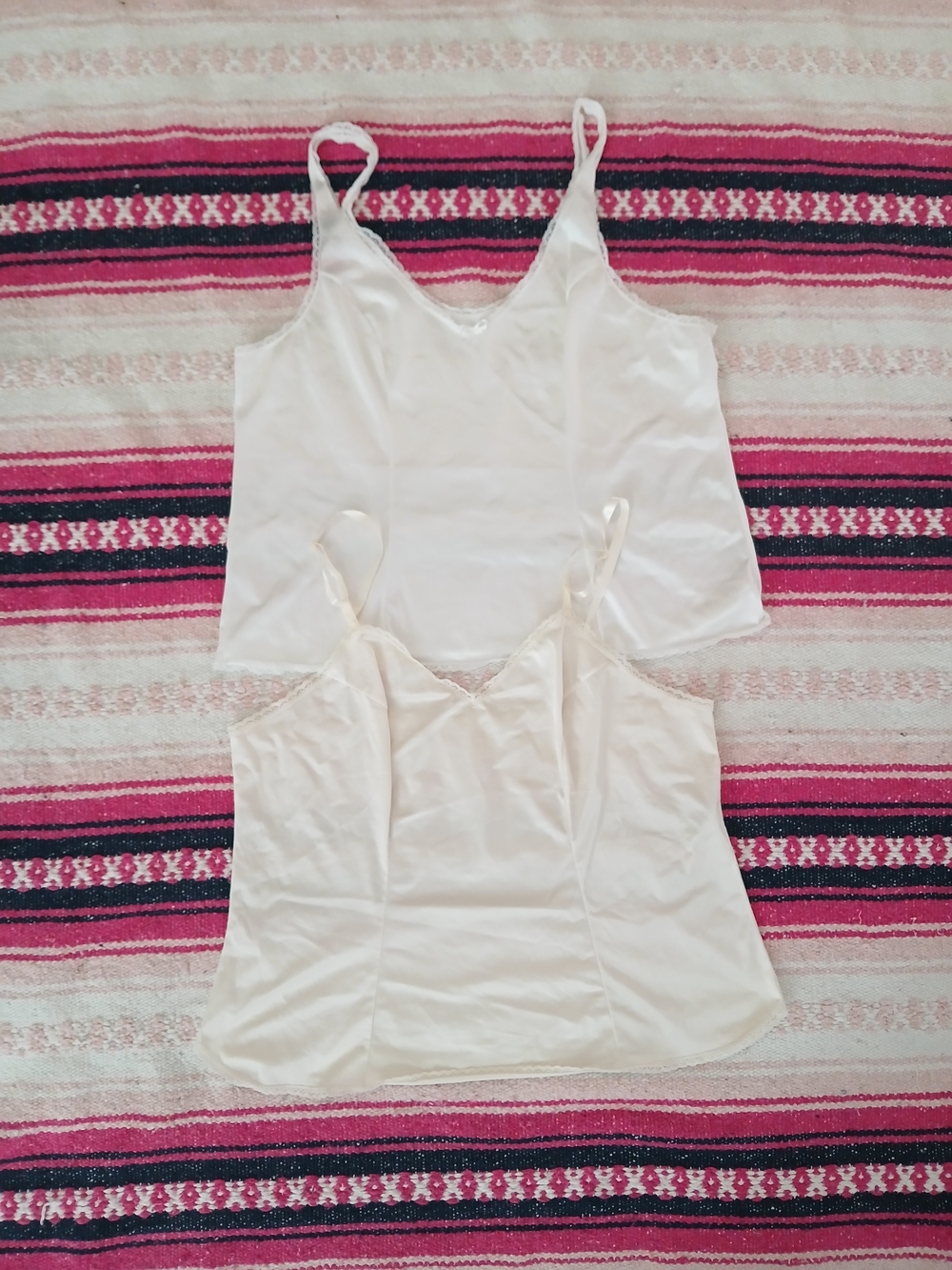 Vintage Satin Camis Tops Cream/White Lace Trim Womens Large